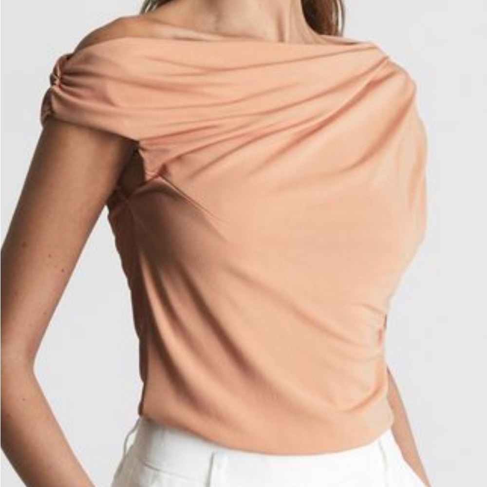 Reiss top